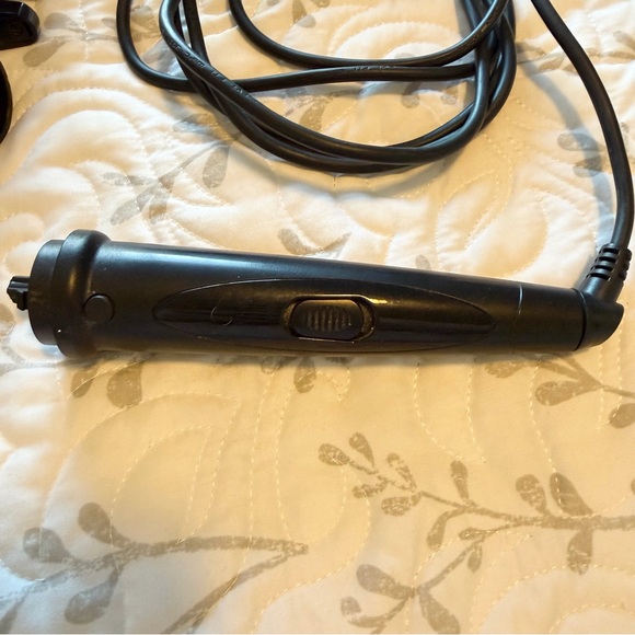 Interchangeable Curling Iron Set - Picture 5 of 5